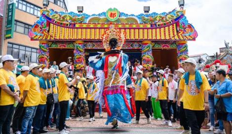 2024竹塹中元城隍祭「遶境賑孤」盛大登場　千名信徒護送城隍遶境