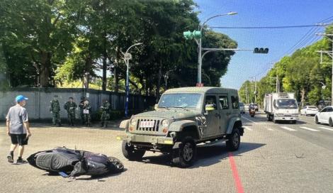 中壢大軍車撞小機車！騎士傷勢曝光