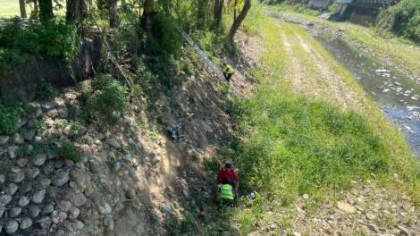 南投88歲老翁跌落4公尺山坡！消防緊急出動救援